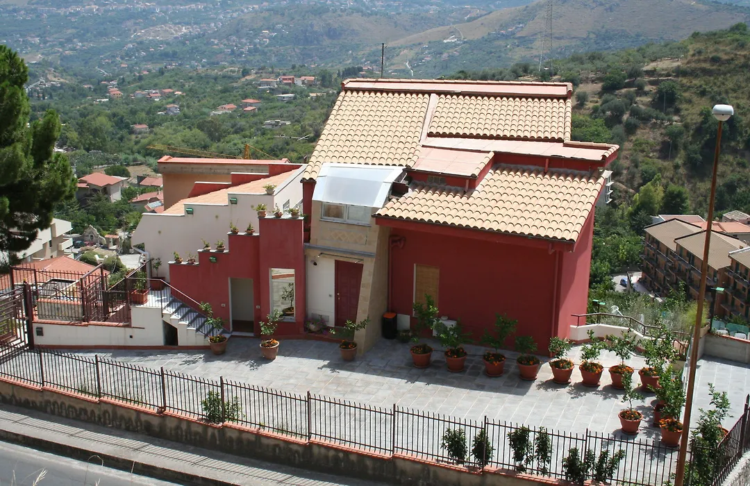 Bnb Casa Rossa-1